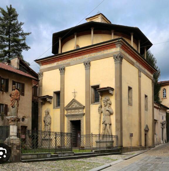 Appartamento Belvedere Castiglione Olona ภายนอก รูปภาพ